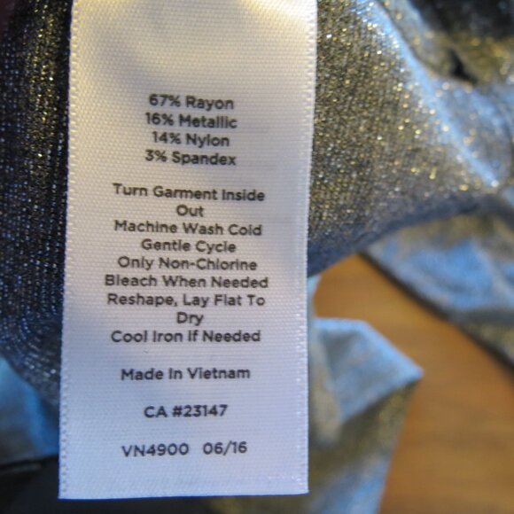 Talbots Silver T-Shirt Long Sleeve Size Petite Medium - Picture 8 of 8